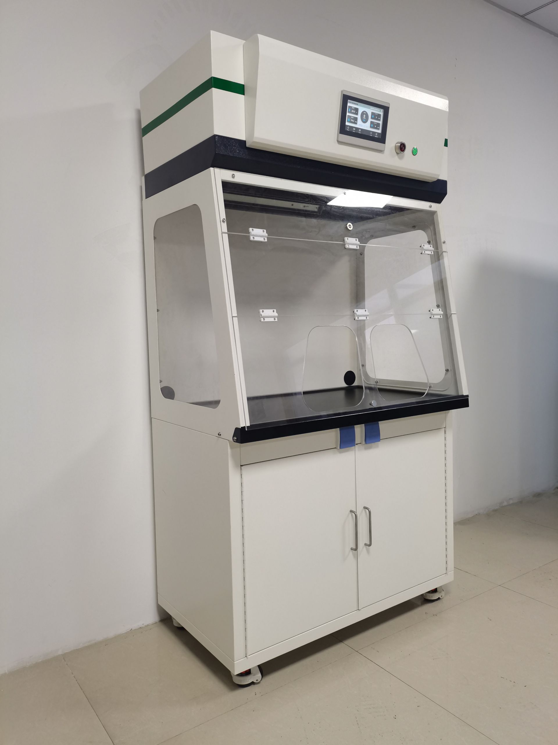 净气型通风柜与普通型通风柜的区别